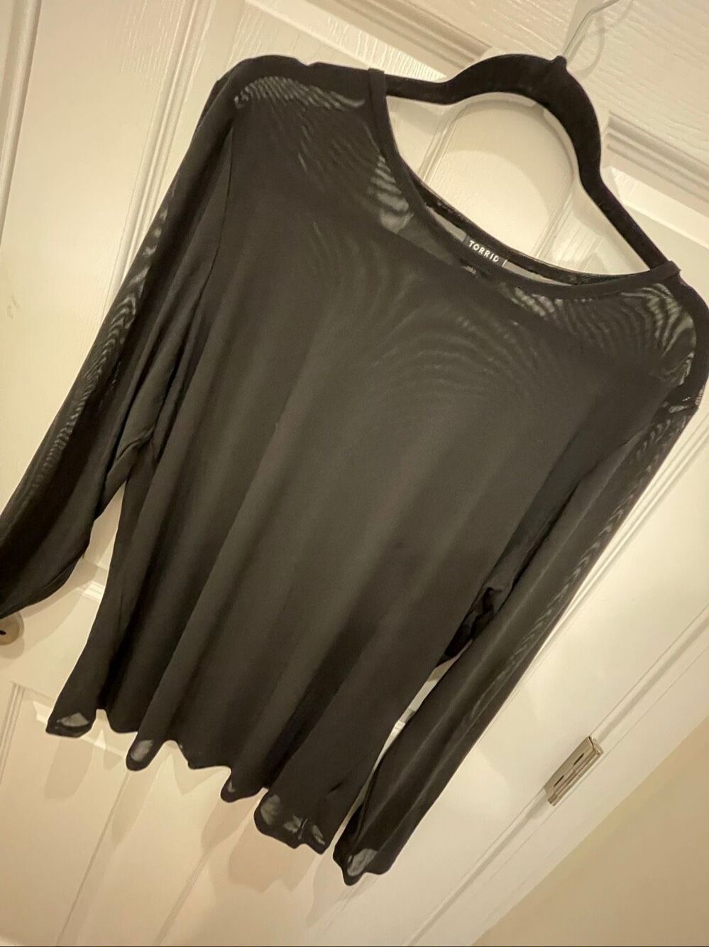 Torrid Black Sheer Mesh Long Sleeve Top Women’s 2X 18/20 Stretch